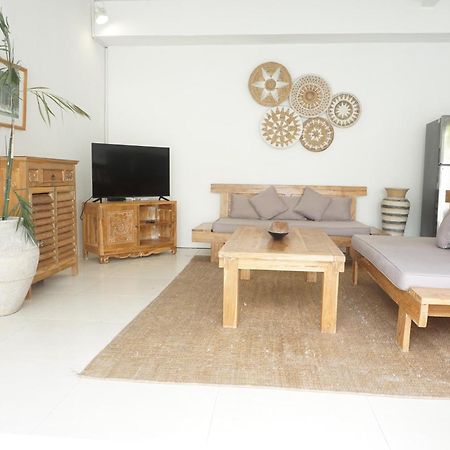 Villa Pagu Seminyak Esterno foto